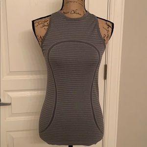 Lululemon Swiftly Tech Racerback size 4